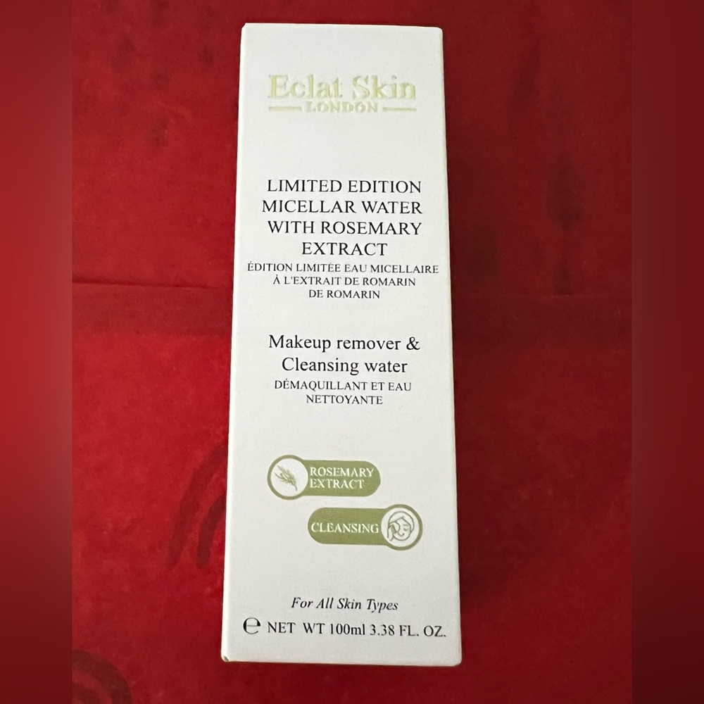 ECLAT SKIN LIMITED EDITION
MICELLAR WATER WITH ROSEMARY EXTRACT